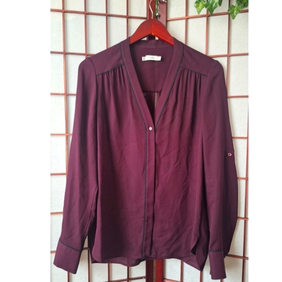 Vince | 100% Silk Rollover Sleeve Blouse With Black Trim Detailing - Eggplant - Picture 1 of 11